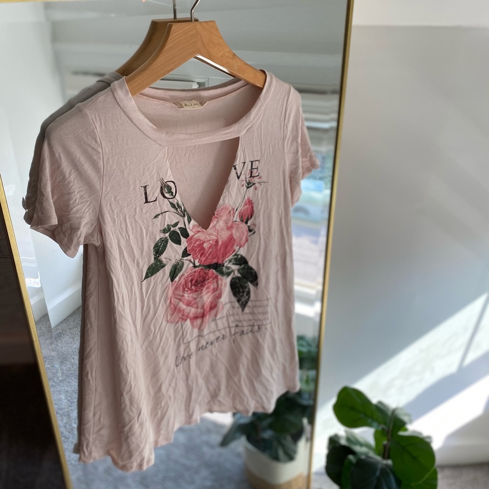 Cut out t-shirt